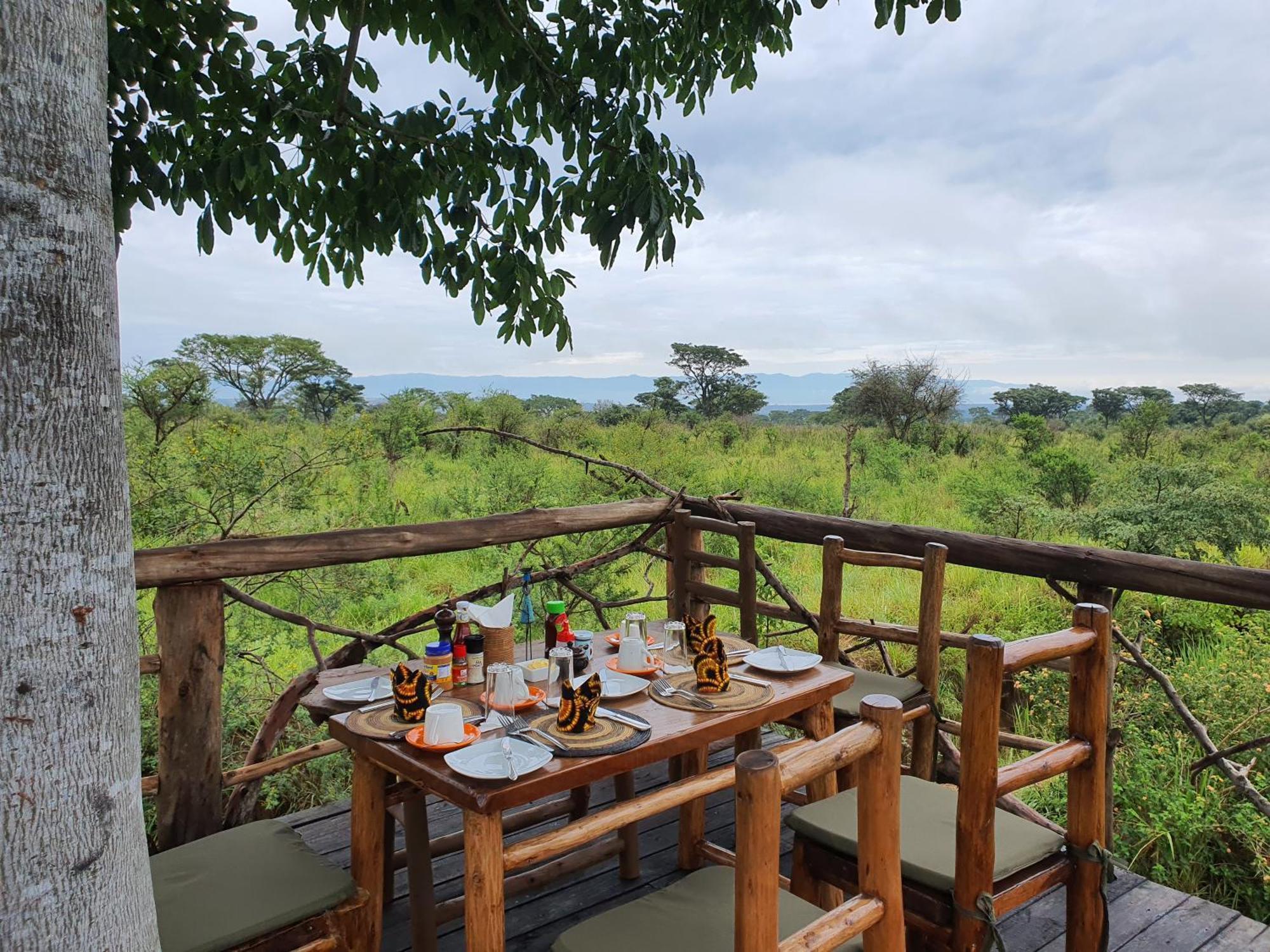 Topi Lodge Katunguru ภายนอก รูปภาพ