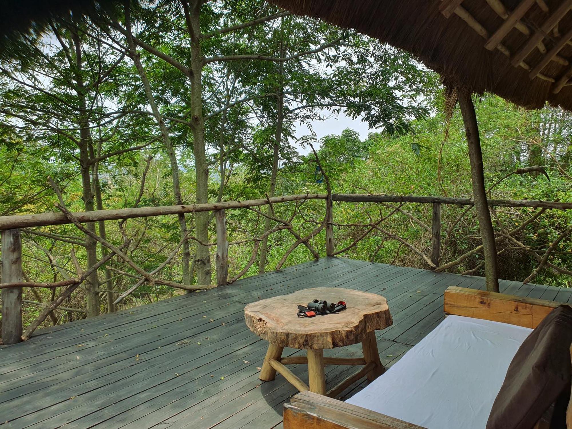 Topi Lodge Katunguru ภายนอก รูปภาพ