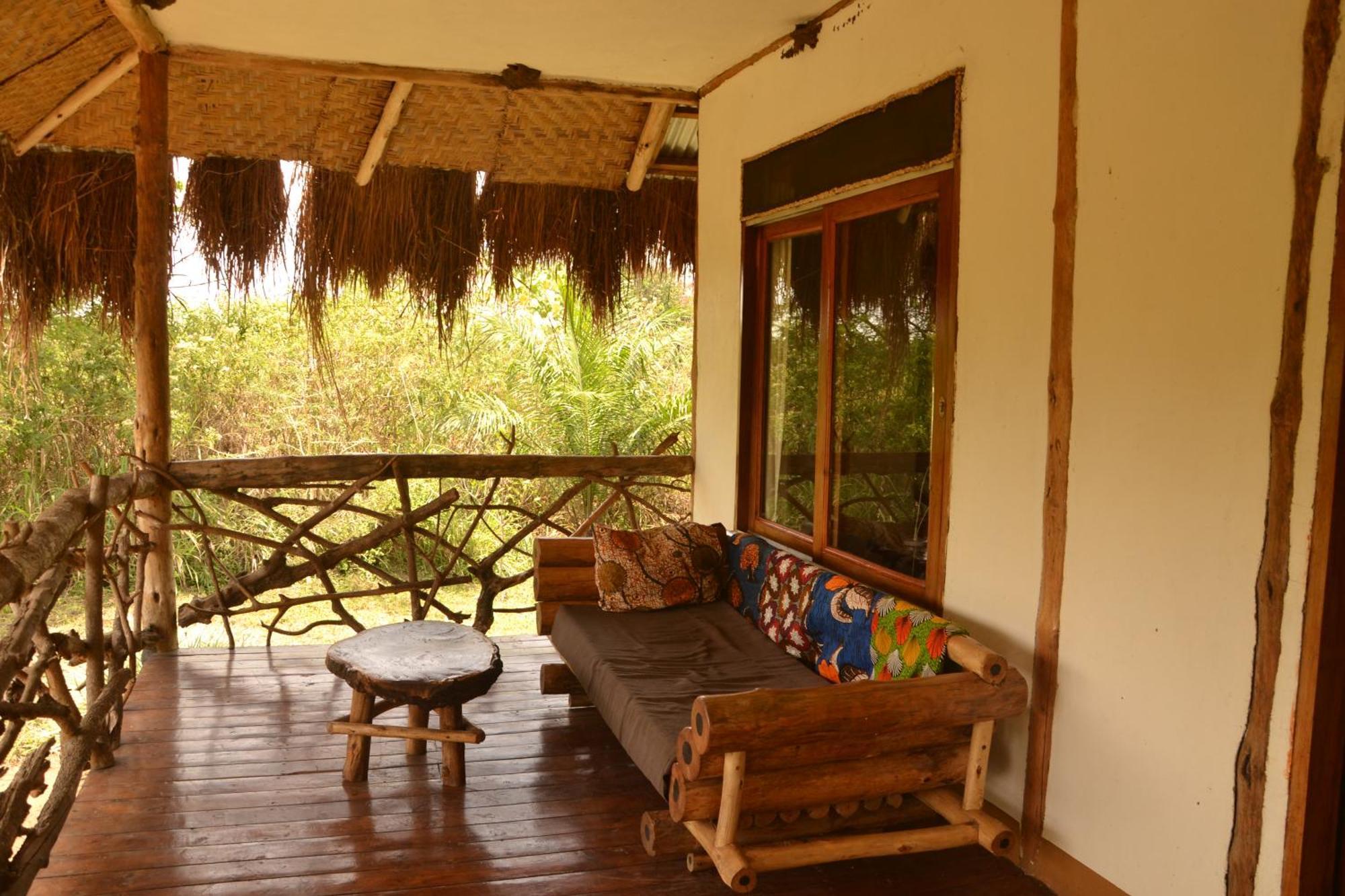 Topi Lodge Katunguru ภายนอก รูปภาพ