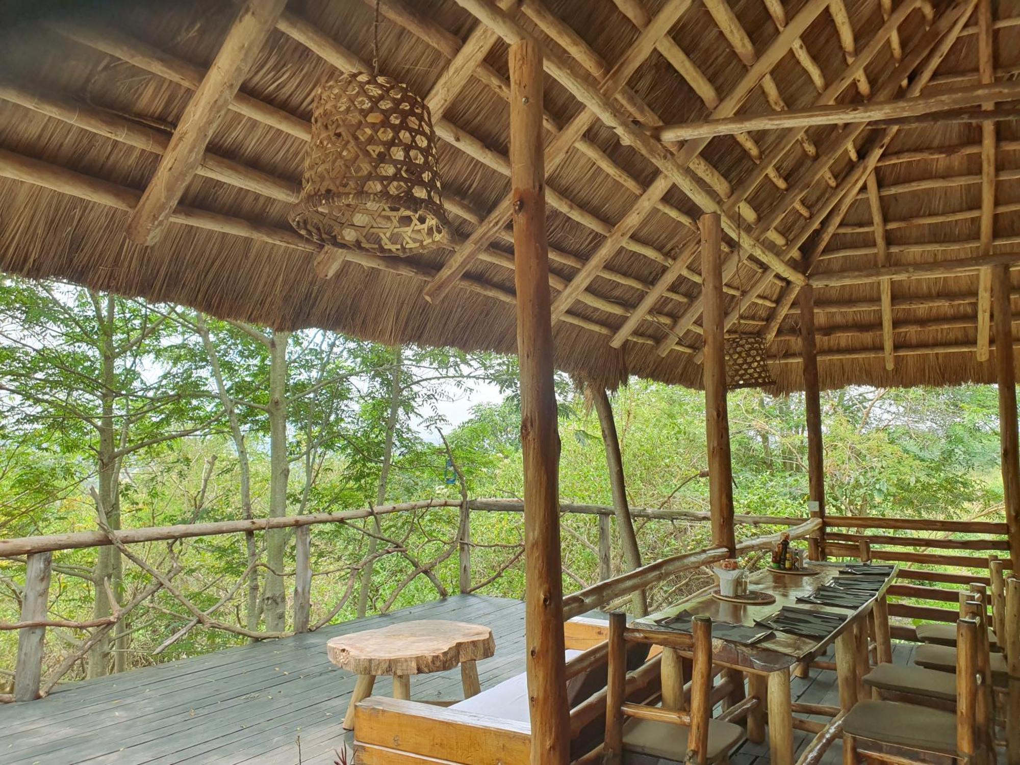 Topi Lodge Katunguru ภายนอก รูปภาพ