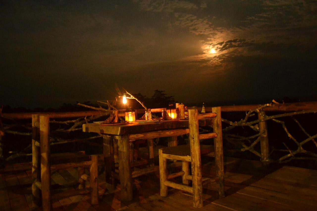 Topi Lodge Katunguru ภายนอก รูปภาพ